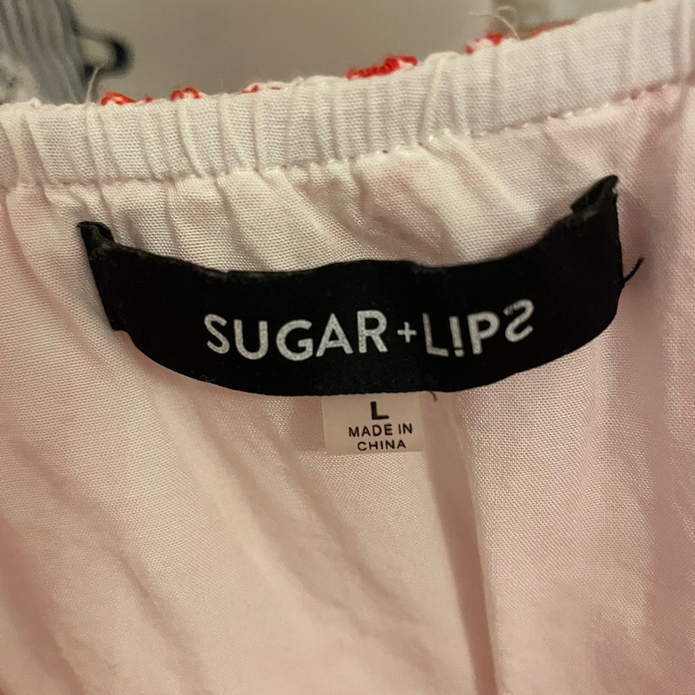 🔴SUGARLIPS RUFFLE EYELET TOP - Picture 2 of 2
